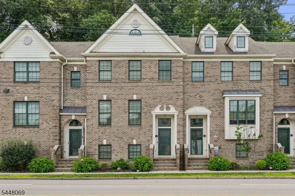 36 Bloomfield Ave, Essex Fells Twp.