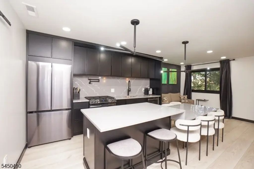 20 Augusta Dr Unit 3, Vernon Twp.