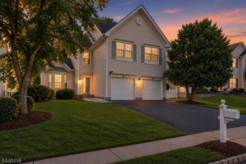 48 Plantation Rd, Readington Twp.