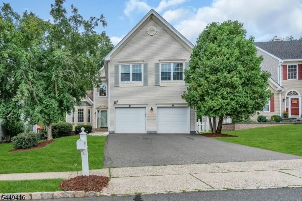 48 Plantation Rd, Readington Twp.