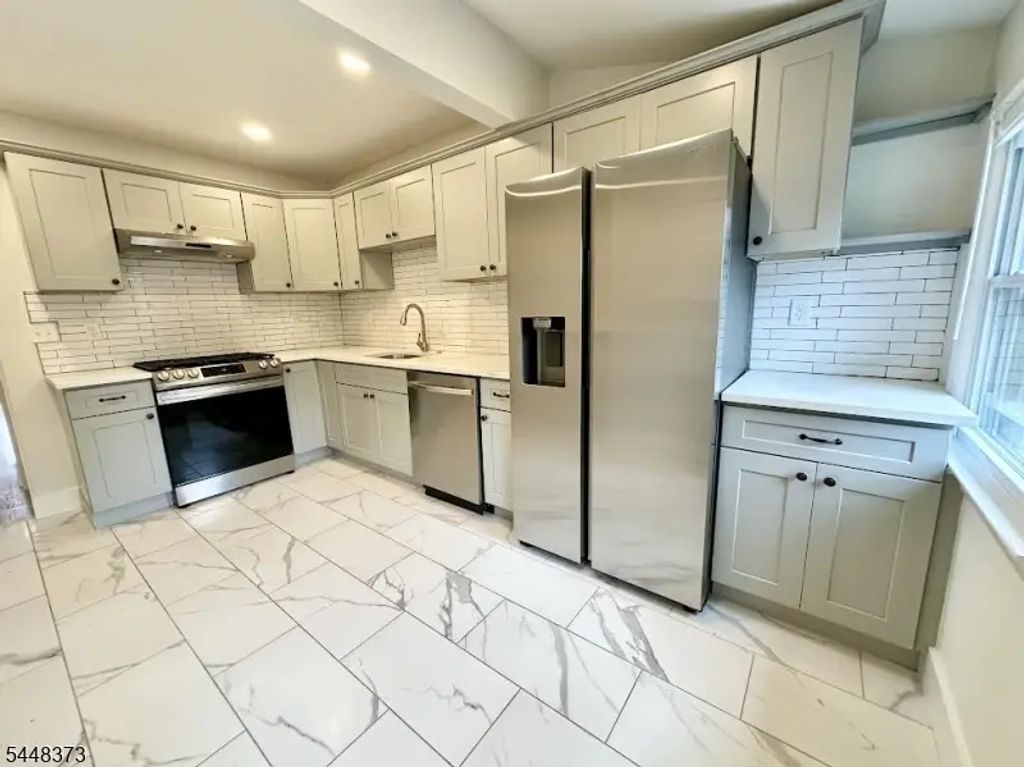 46 Apt1 Brookfield Rd, Montclair Twp.