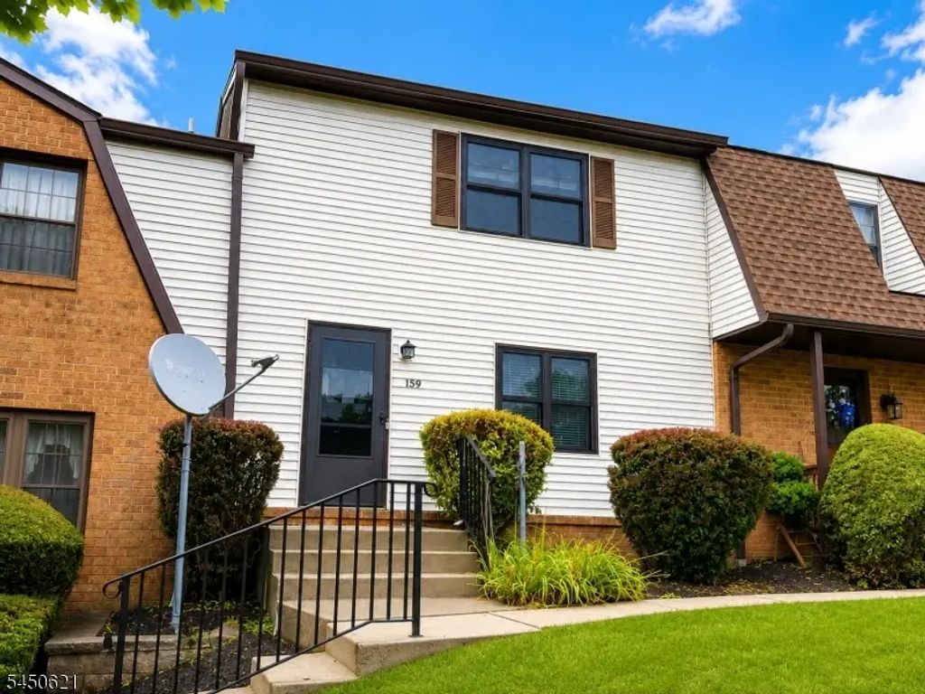 159 Riva Dr, Mansfield Twp.