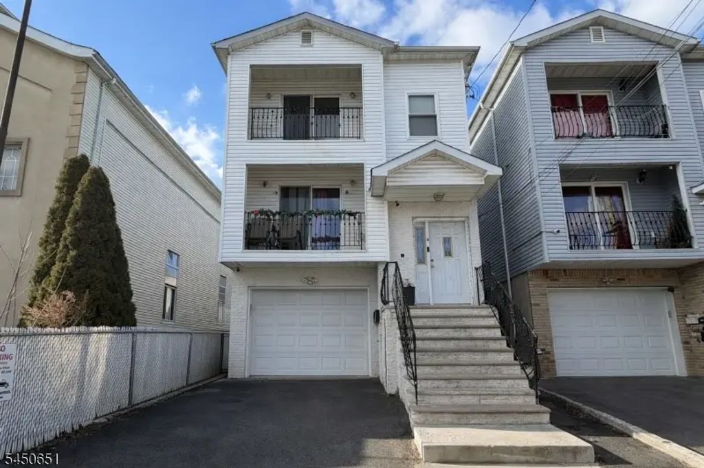218 Fulton St, Elizabeth City