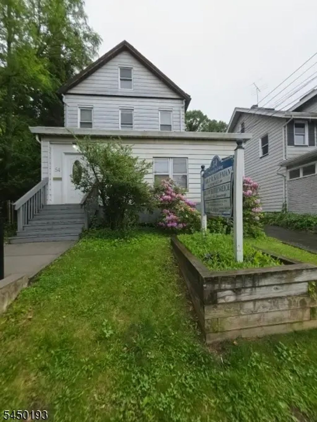 54 Woodbridge Ave, Highland Park Boro