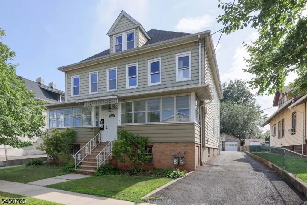 812 Bayway Ave, Elizabeth City
