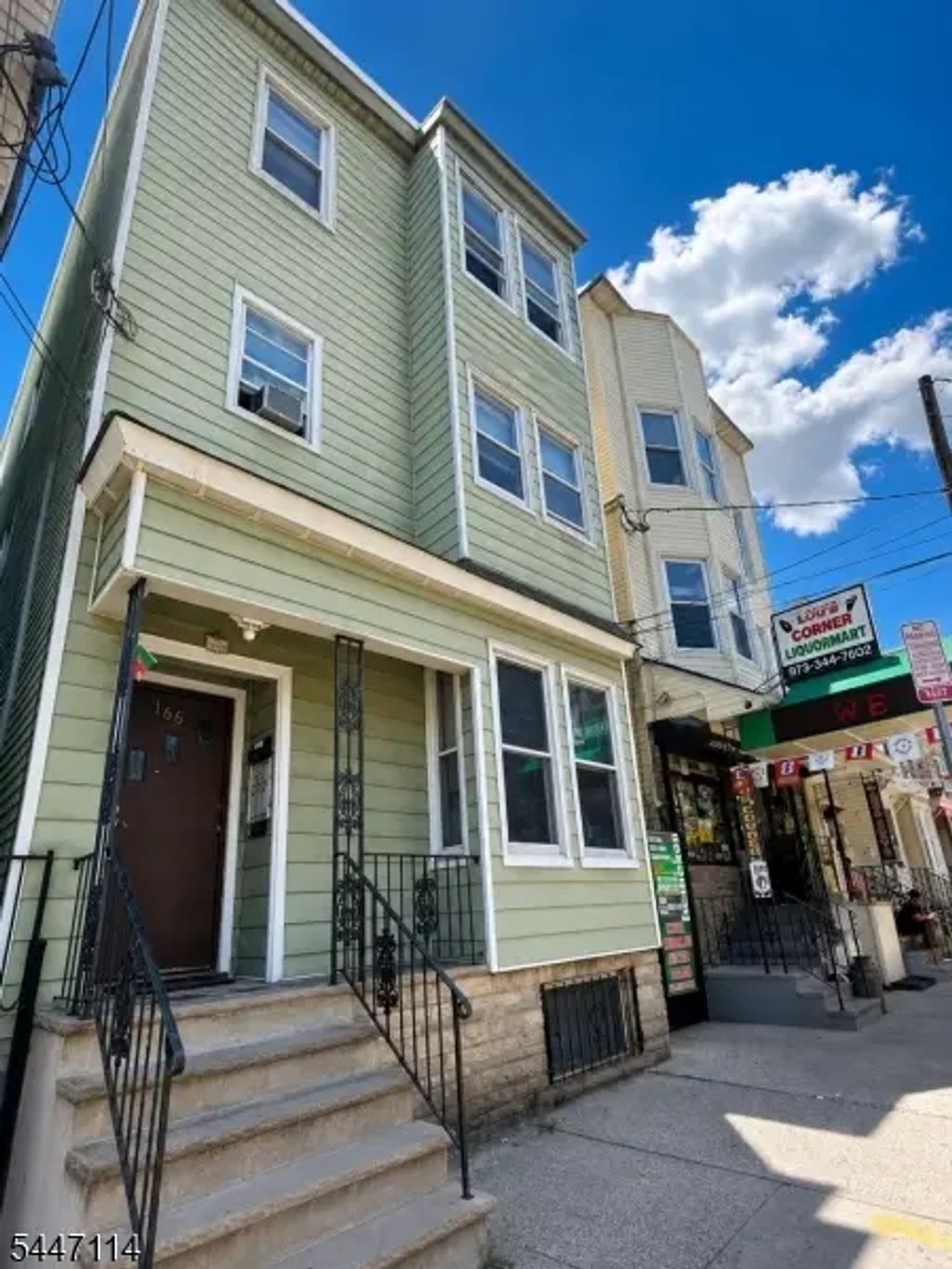 166 Van Buren St, Newark City