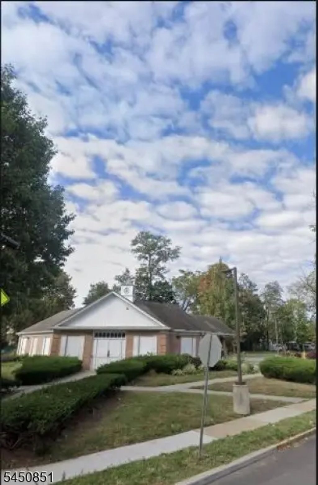 335 E Front St, Plainfield City