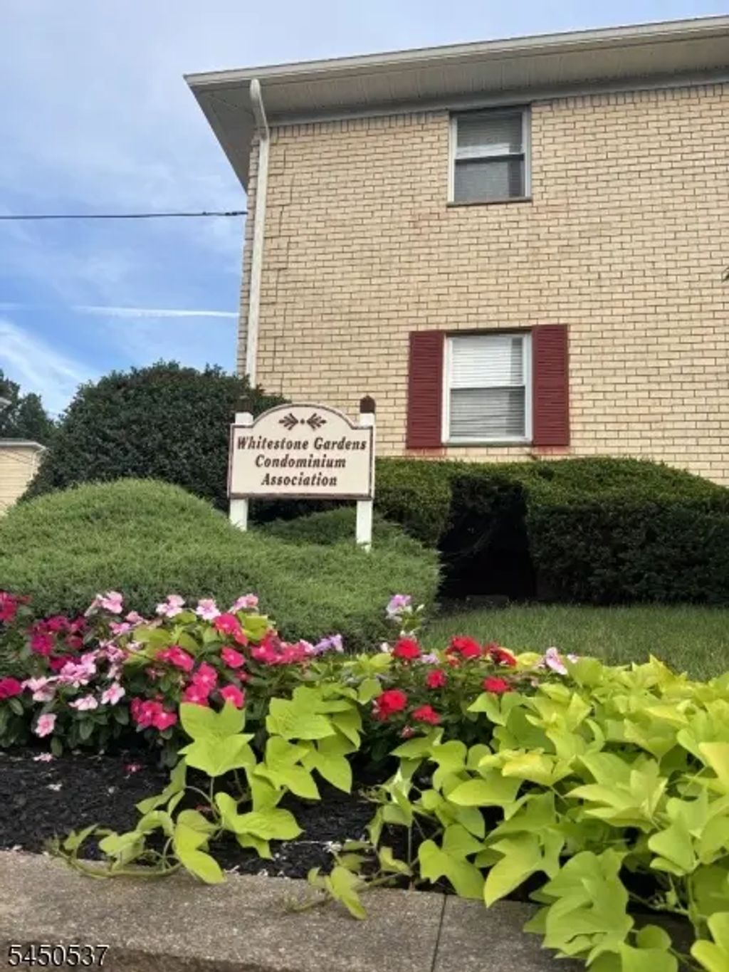 306 Hoover Ave, Bloomfield Twp.
