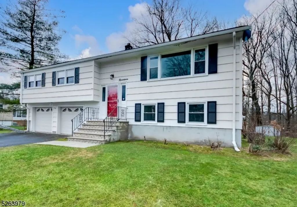 19 Ser Del Dr, Parsippany-Troy Hills Twp.