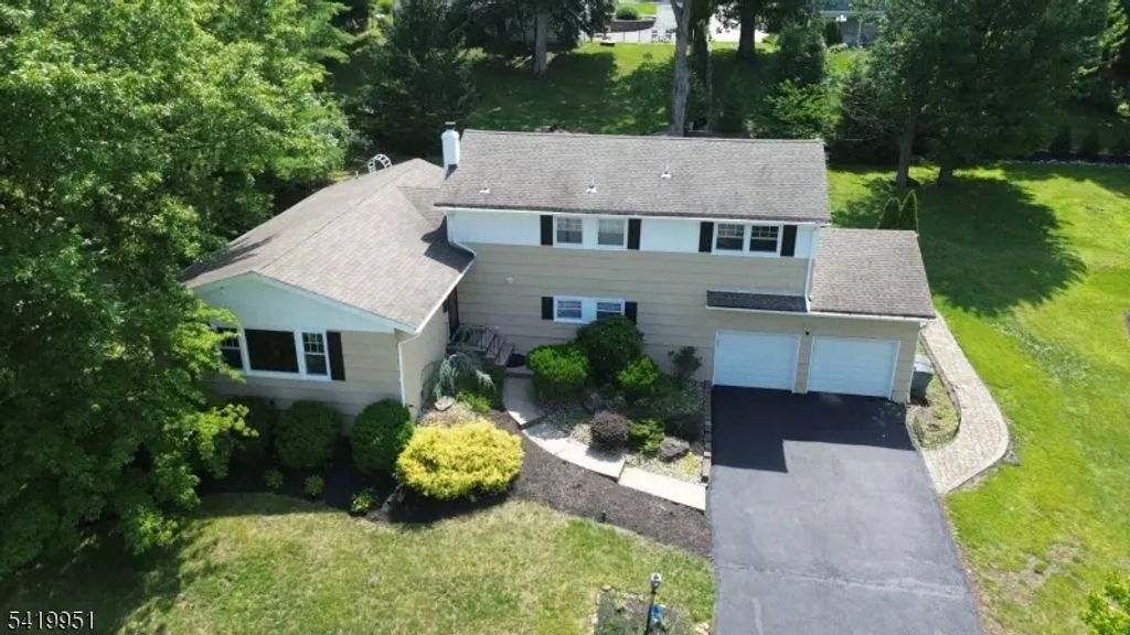 260 Saint Cloud Ave, West Orange Twp.