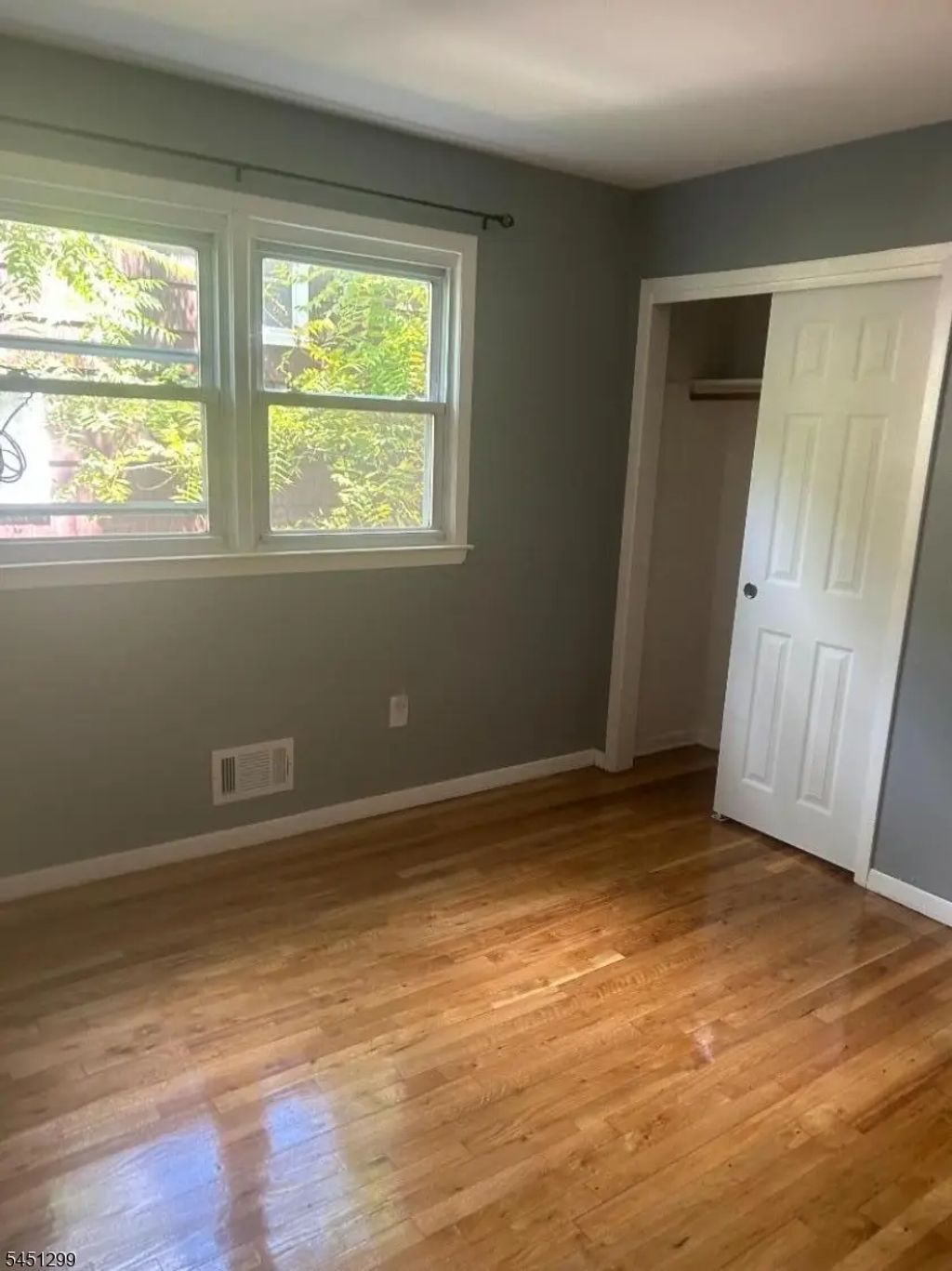 105 Crawford St, East Orange City