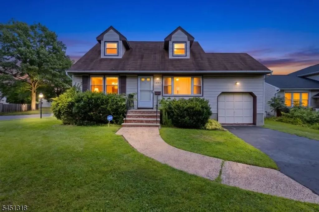 1497 Burnet Ave, Union Twp.