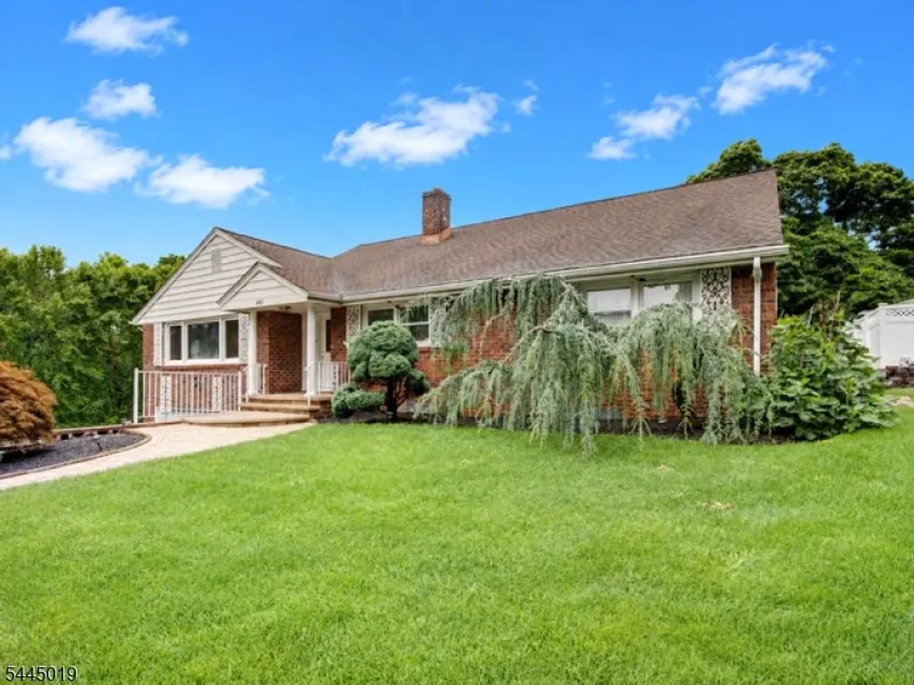 441 N 15th St, Kenilworth Boro