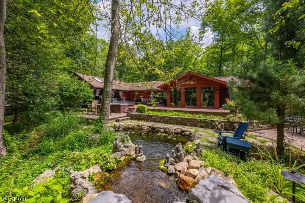 111 Ballantine Rd, Andover Twp.