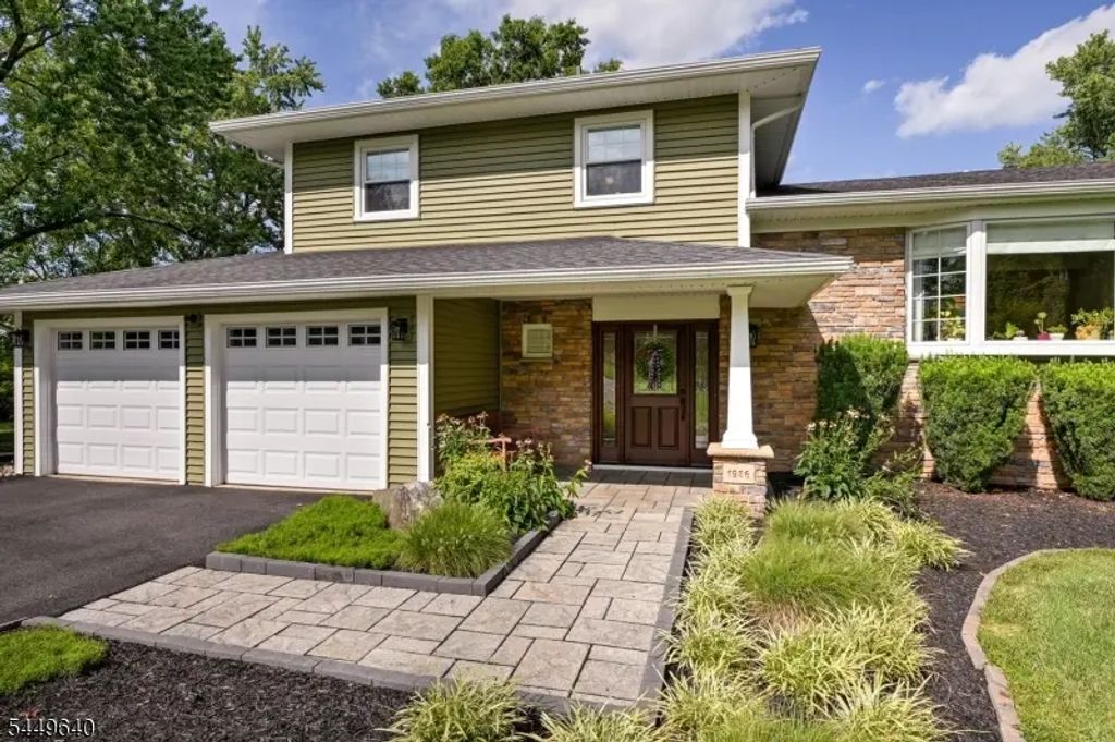 1986 Holland Brook Rd, Branchburg Twp.