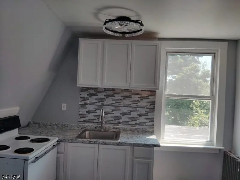 134 Florence Ave, Irvington Twp.