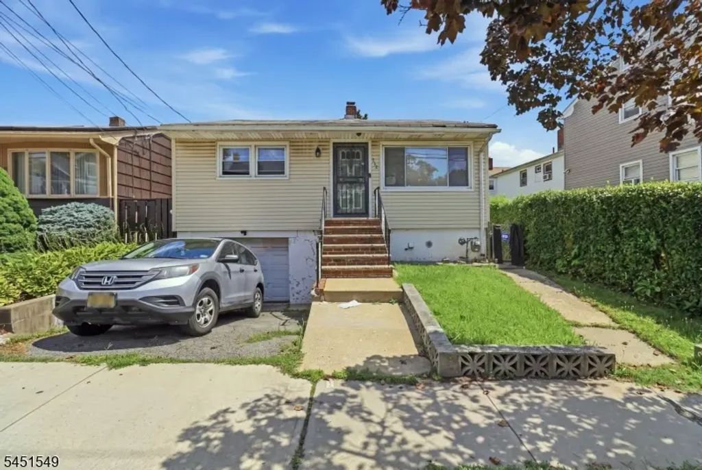 312 Stuyvesant Ave, Newark City
