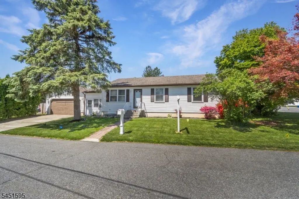 355 Kent St, Phillipsburg Town