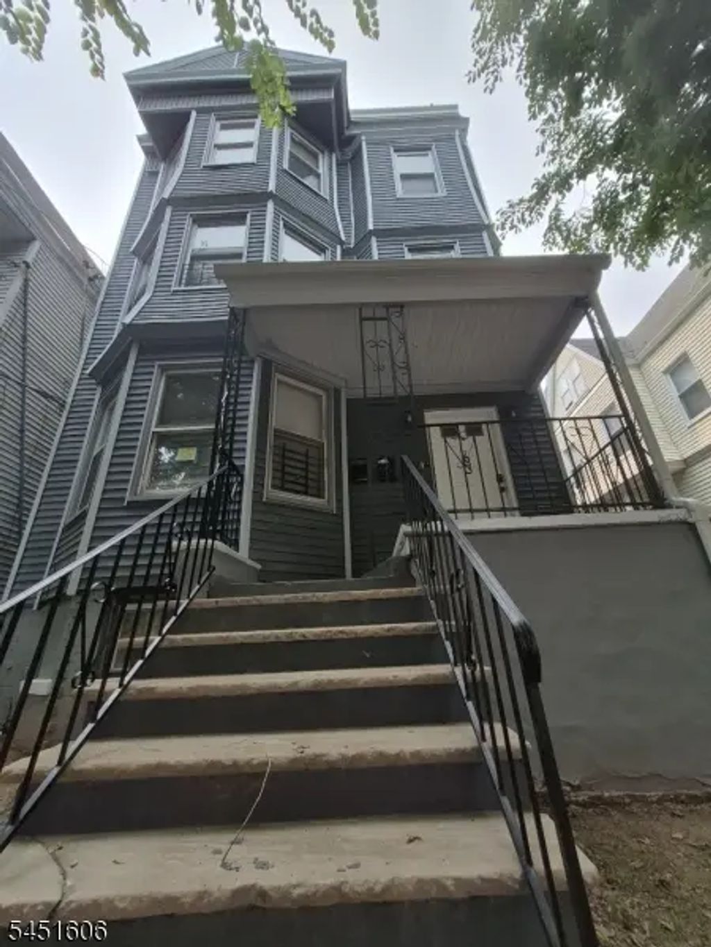 63 S 7th St, Newark City