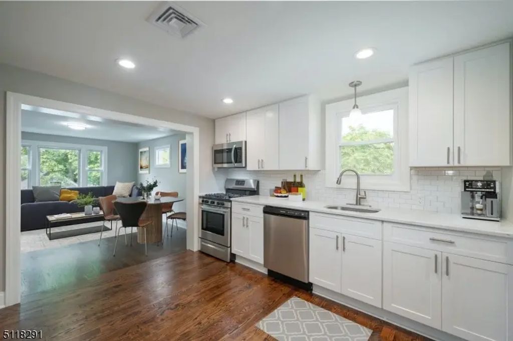 2 South St, Madison Boro