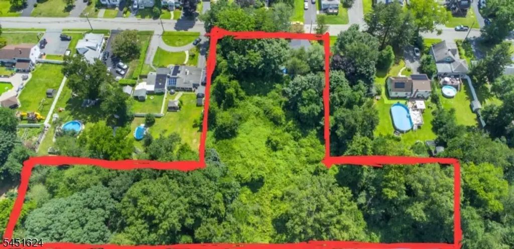 33 William St, Lincoln Park Boro