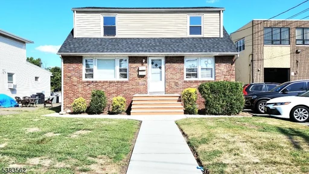 409 Market St, Elmwood Park Boro
