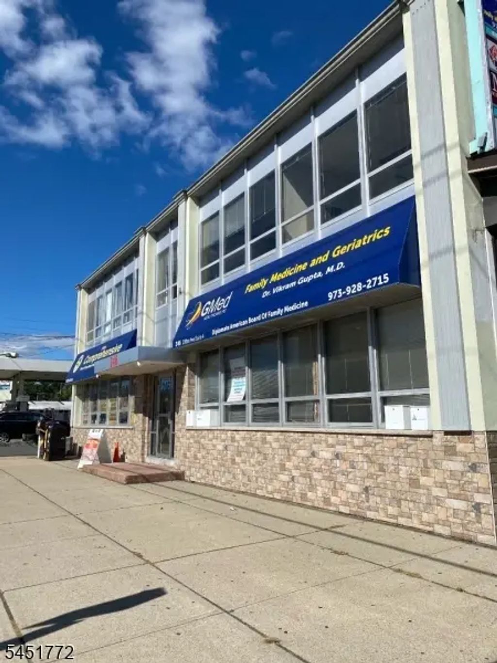 246 Clifton Ave, Clifton City