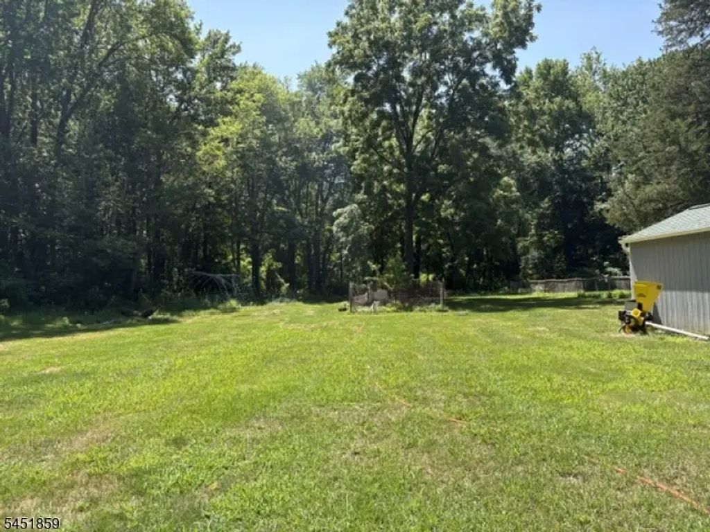 4095 Quakerbridge Rd, West Windsor Twp.