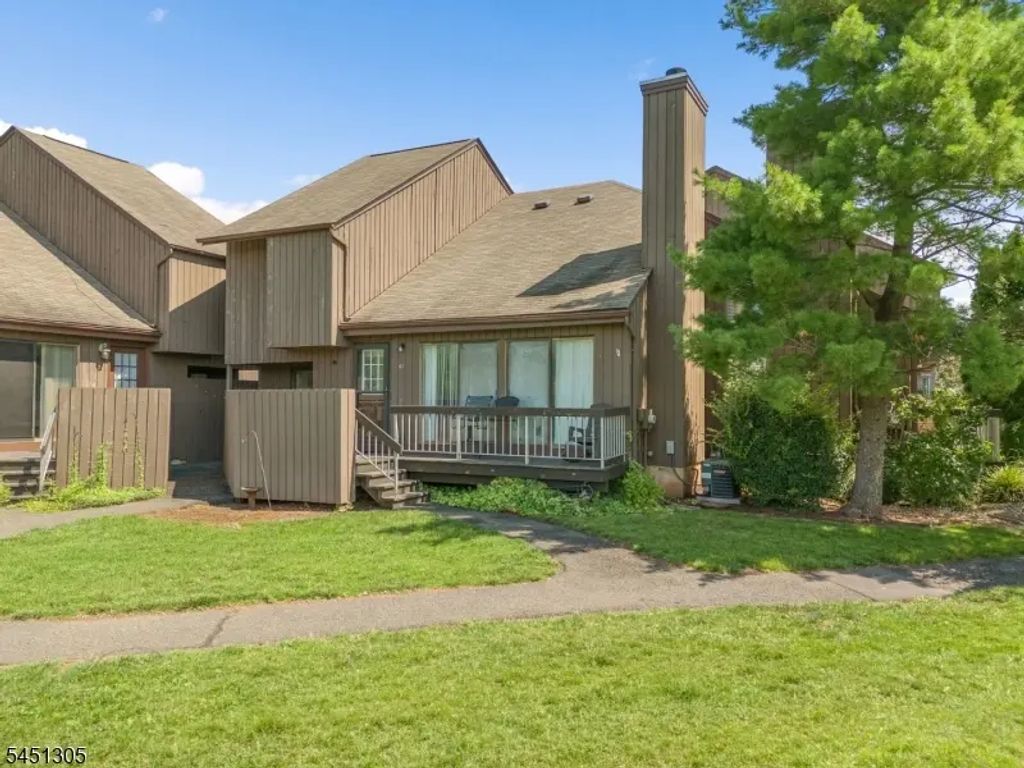 3341 Bloomingdale Dr, Hillsborough Twp.