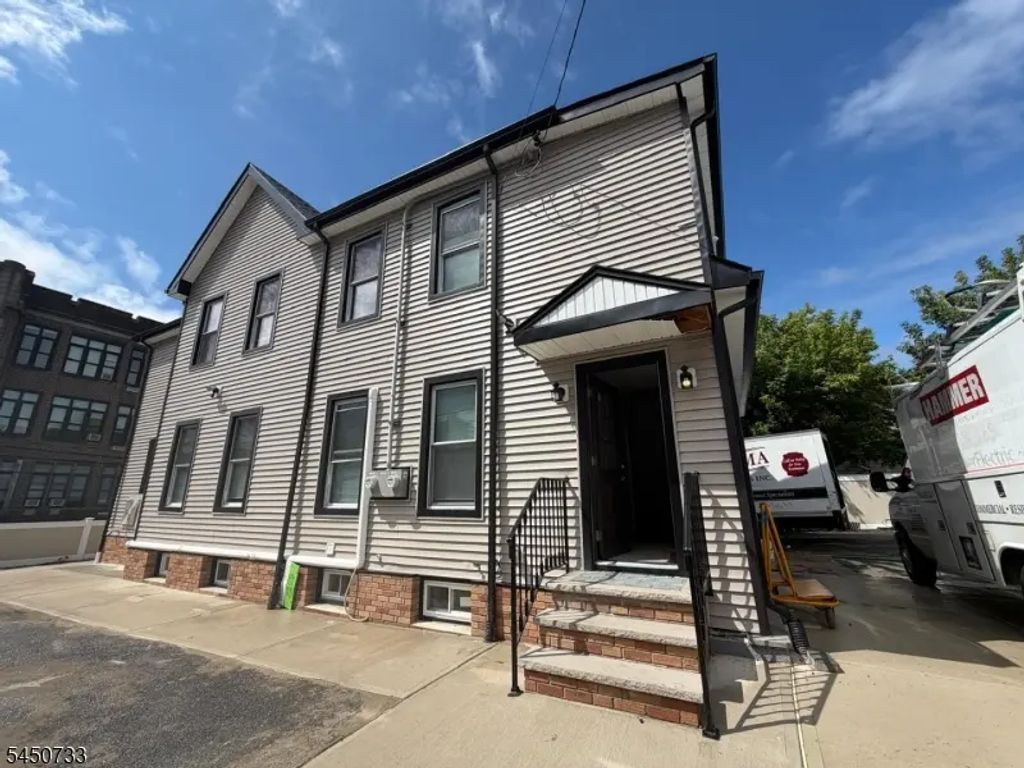 49 Mercer St, Paterson City