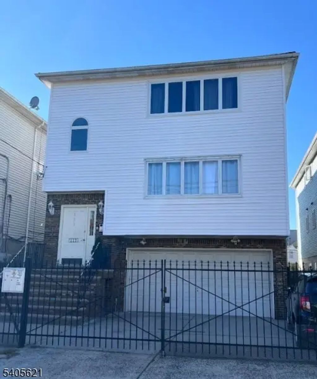 111 Pennington St, Newark City