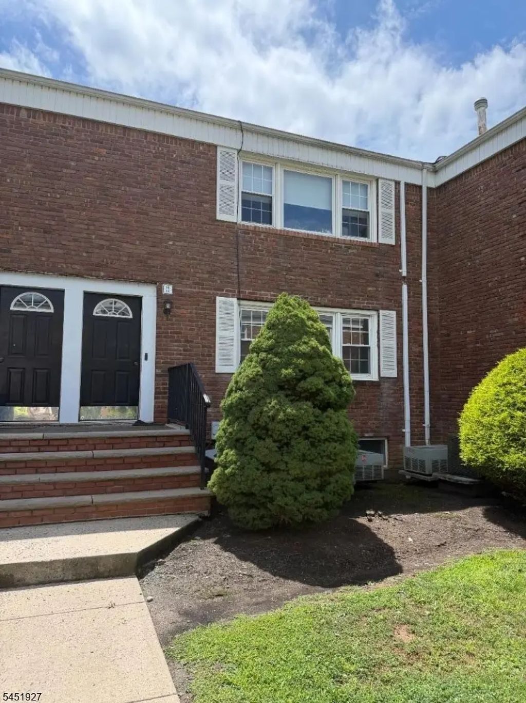 17 Dartmouth Ave, Bridgewater Twp.