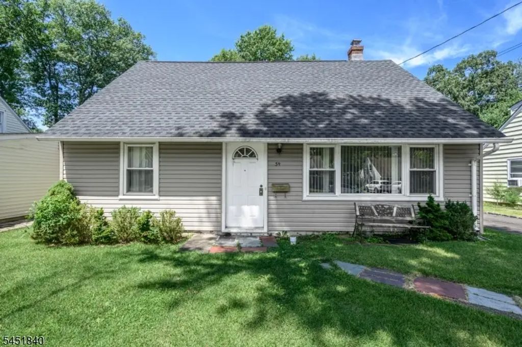 34 Hunterdon Rd, West Orange Twp.