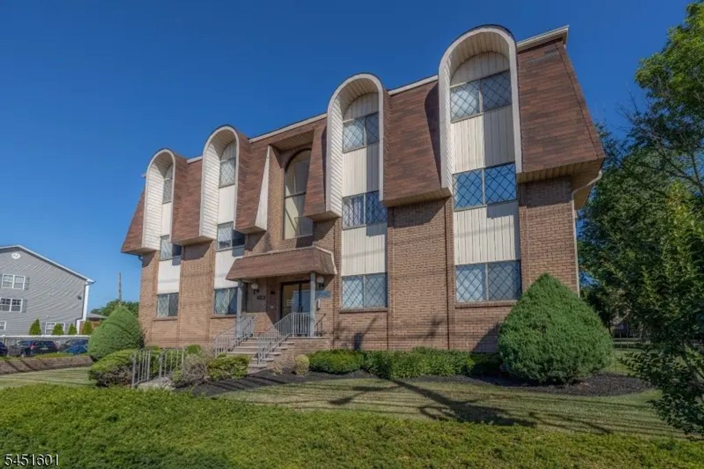 1150-1190 W St George B23b023, Linden City