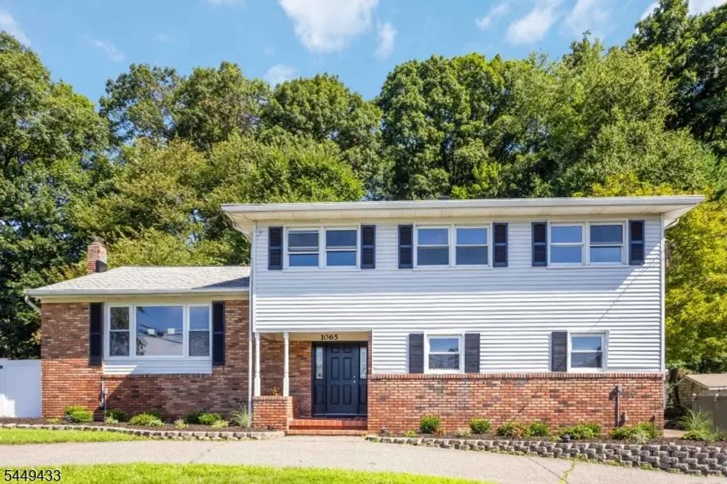 1065 Sussex Tpke, Randolph Twp.