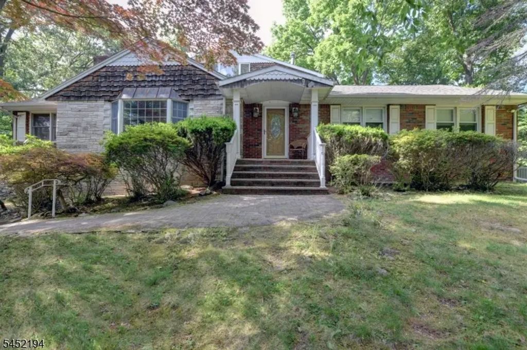 34 Knoll Rd, Wayne Twp.