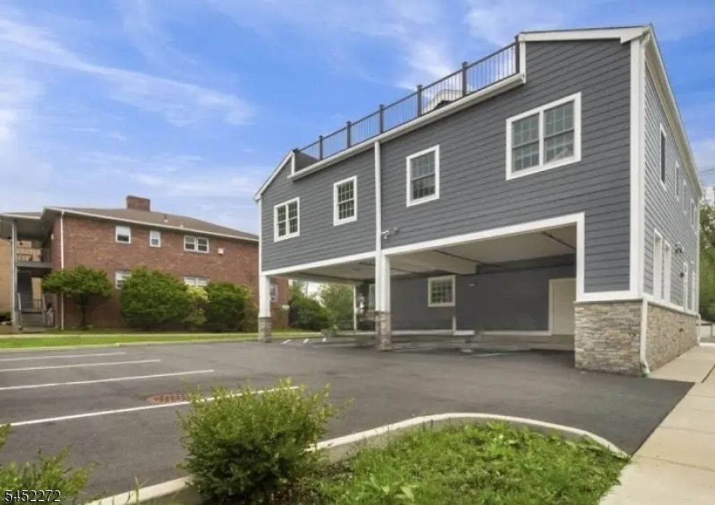 627 Bloomfield Ave, West Caldwell Twp.
