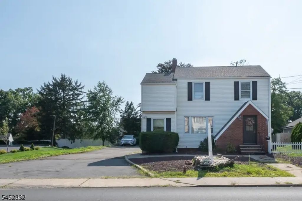 214 S Main St, Milltown Boro