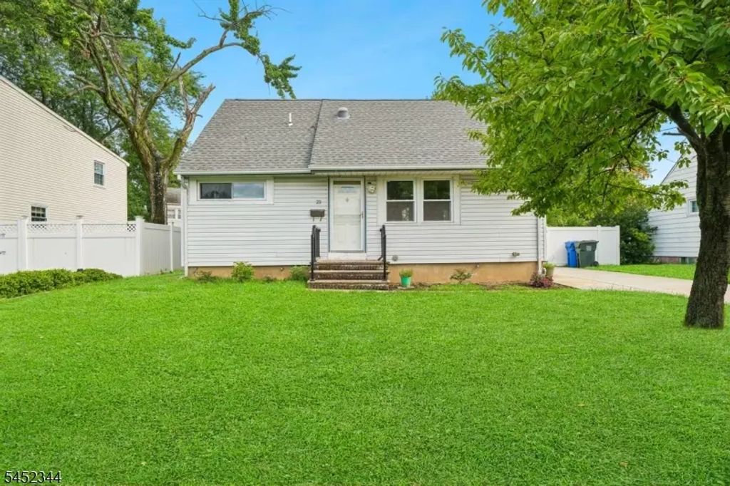 23 W Henry Pl, Woodbridge Twp.