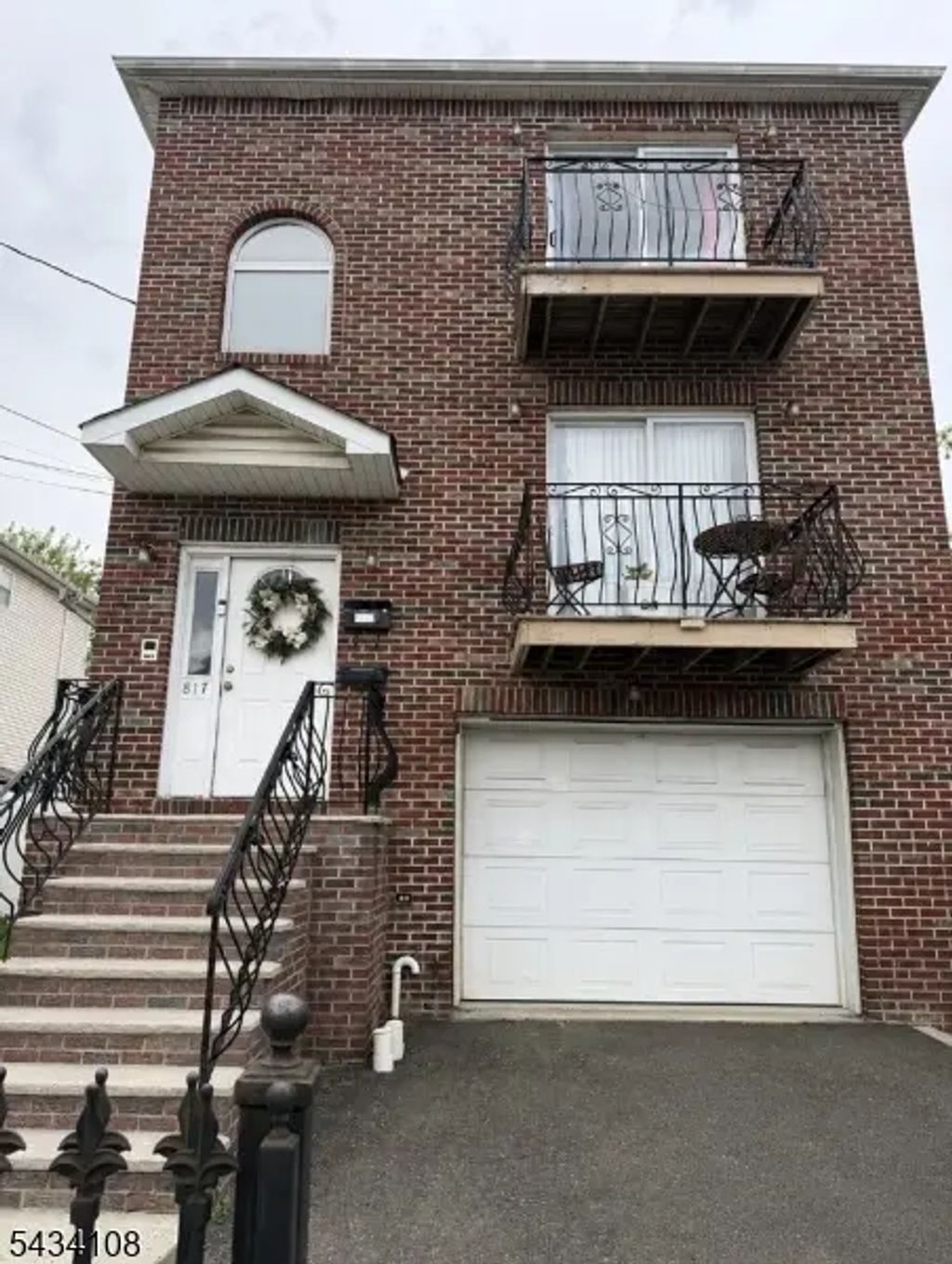 821 Jackson Ave, Linden City