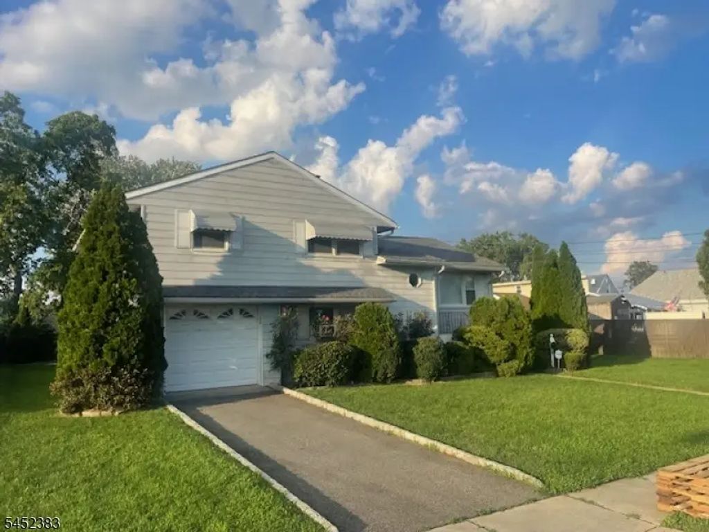 100 Wortylko St, Carteret Boro