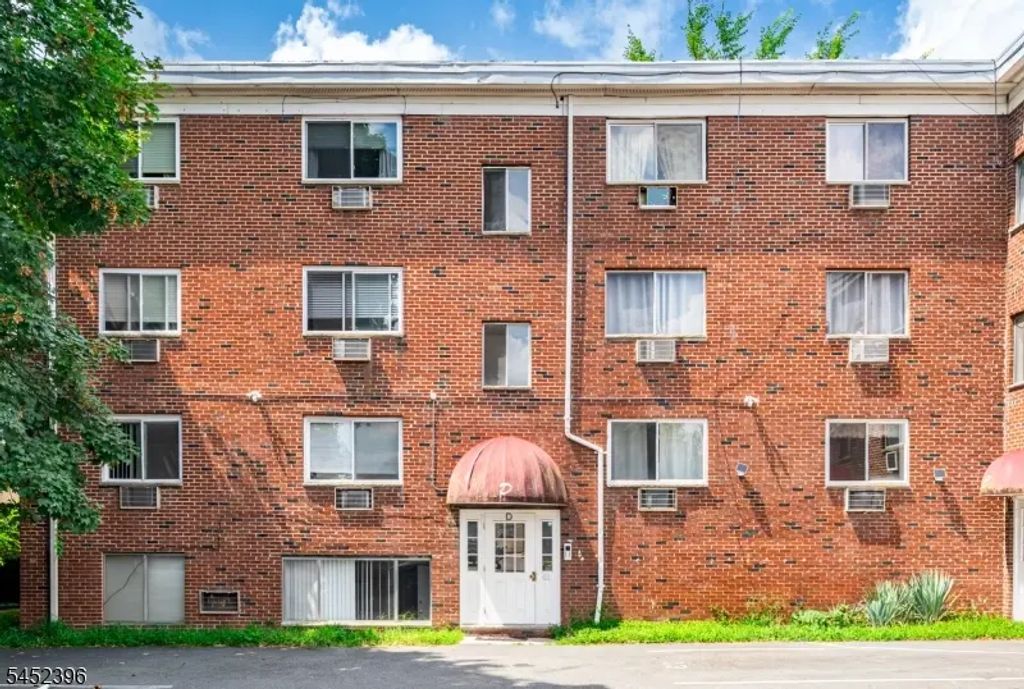 61-67 Union Avenue U-d3, Belleville Twp.