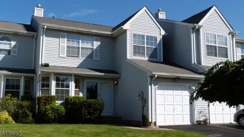 46 Buffalo Hollow Rd, Branchburg Twp.