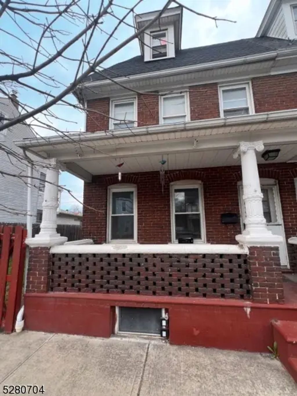 613 S Main St, Phillipsburg Town