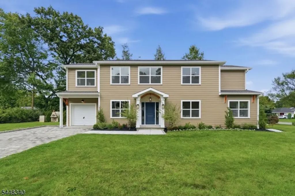 126 Fieldstone Dr, Springfield Twp.