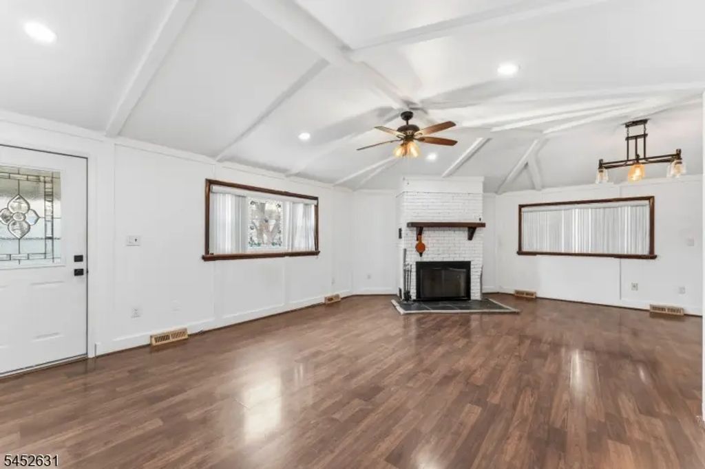 28 Butler St, Clifton City
