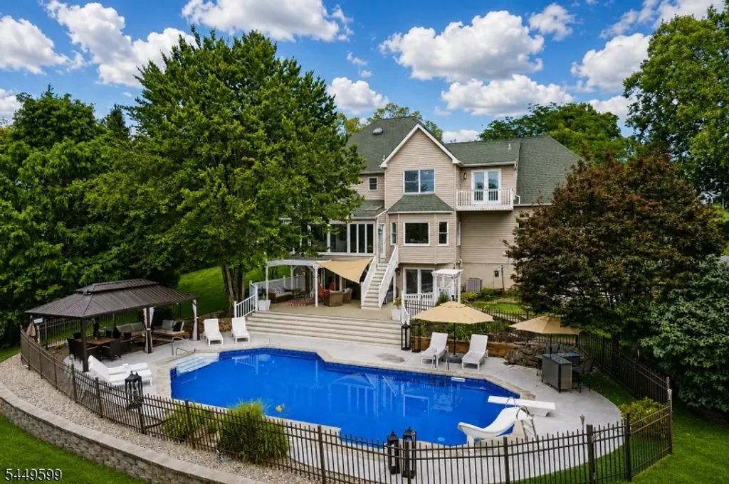 309 Greens Ridge Rd, Greenwich Twp.