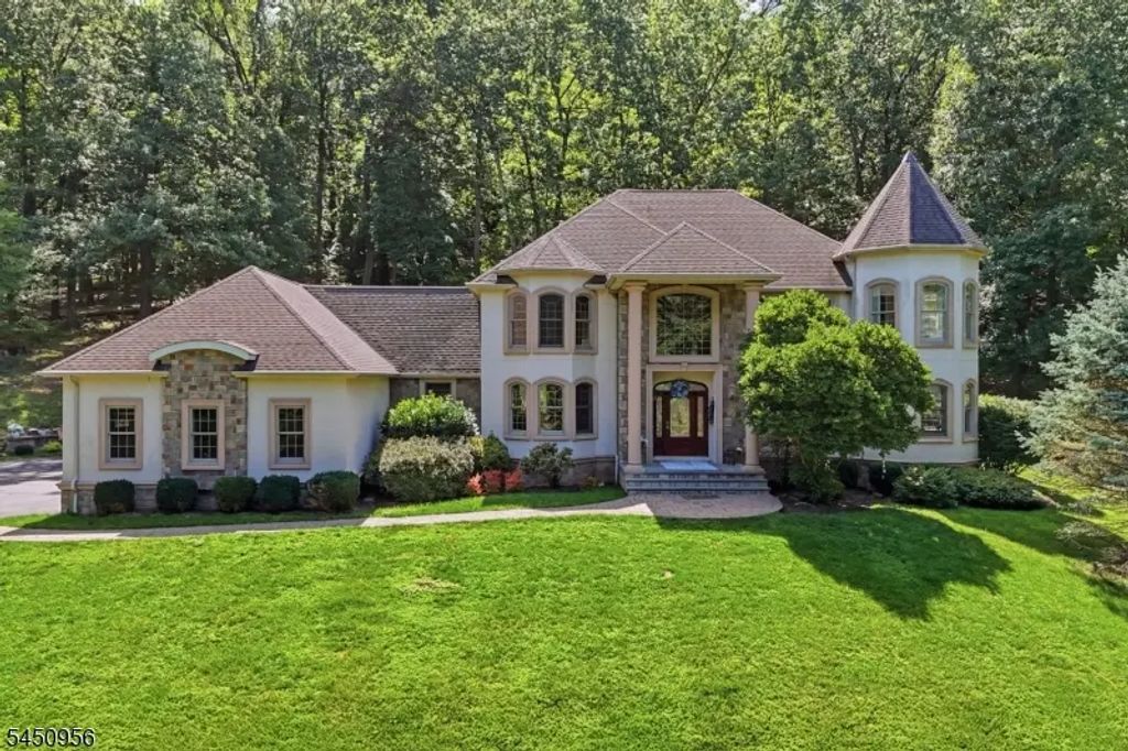 183 Church Road, Holland Twp.