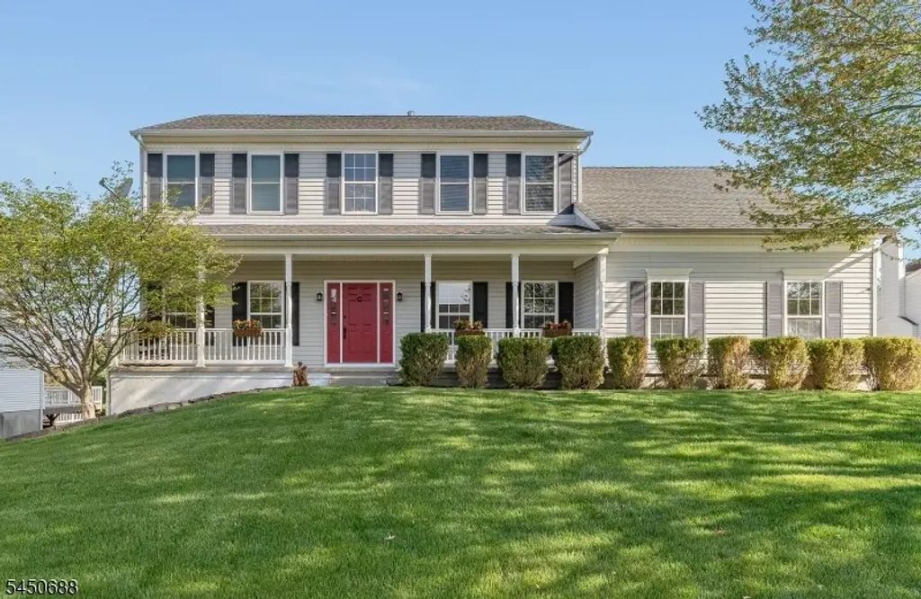 1813 Gary Road, Greenwich Twp.
