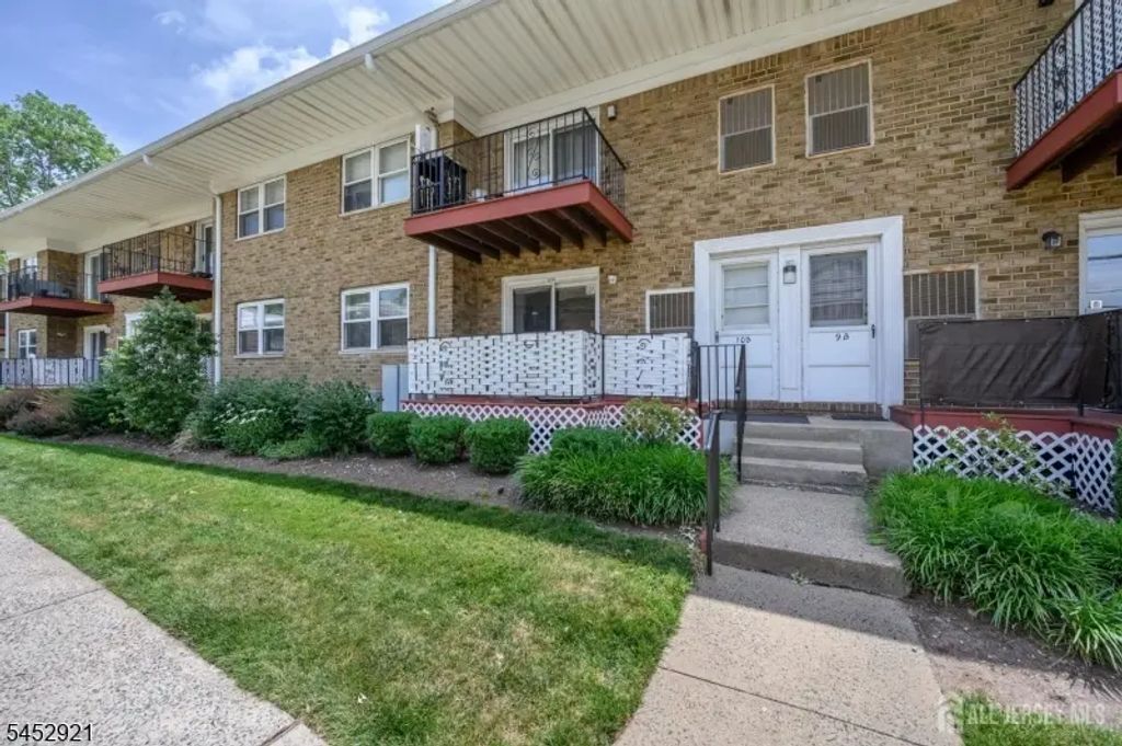 32 Judson, Edison Twp.